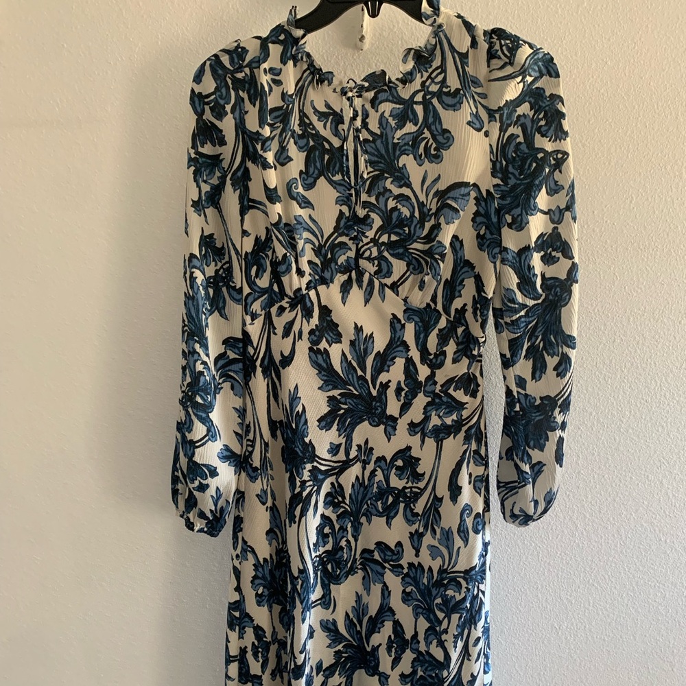 Adrianna Papell blue & white midi Dress